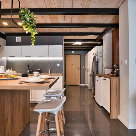 Laguna Beskidow - A75 Lägenhet Zarzecze (Silesia)